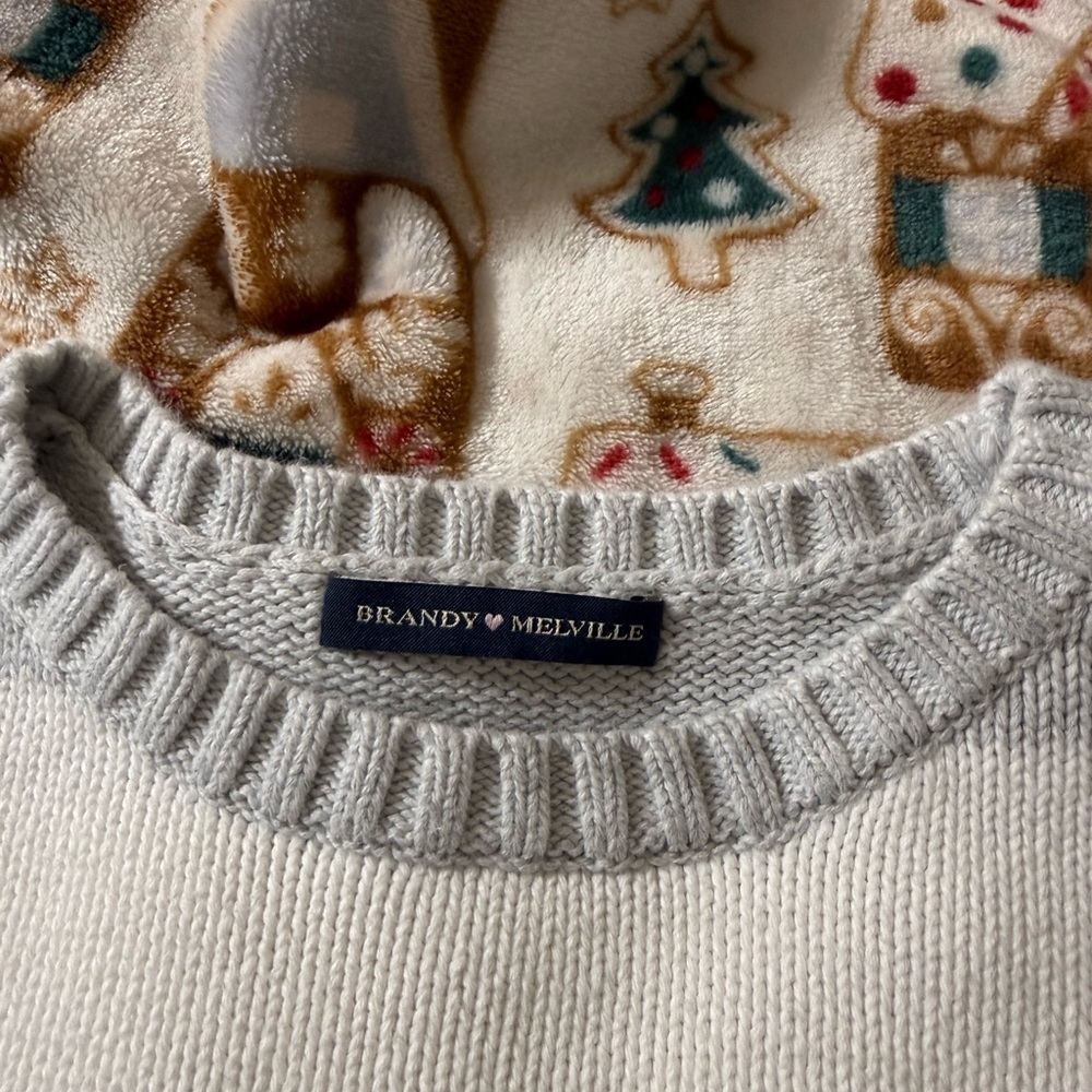 Brandy Melville Striped Gray and White Sweater 100% Cotton - Picture 4 of 6